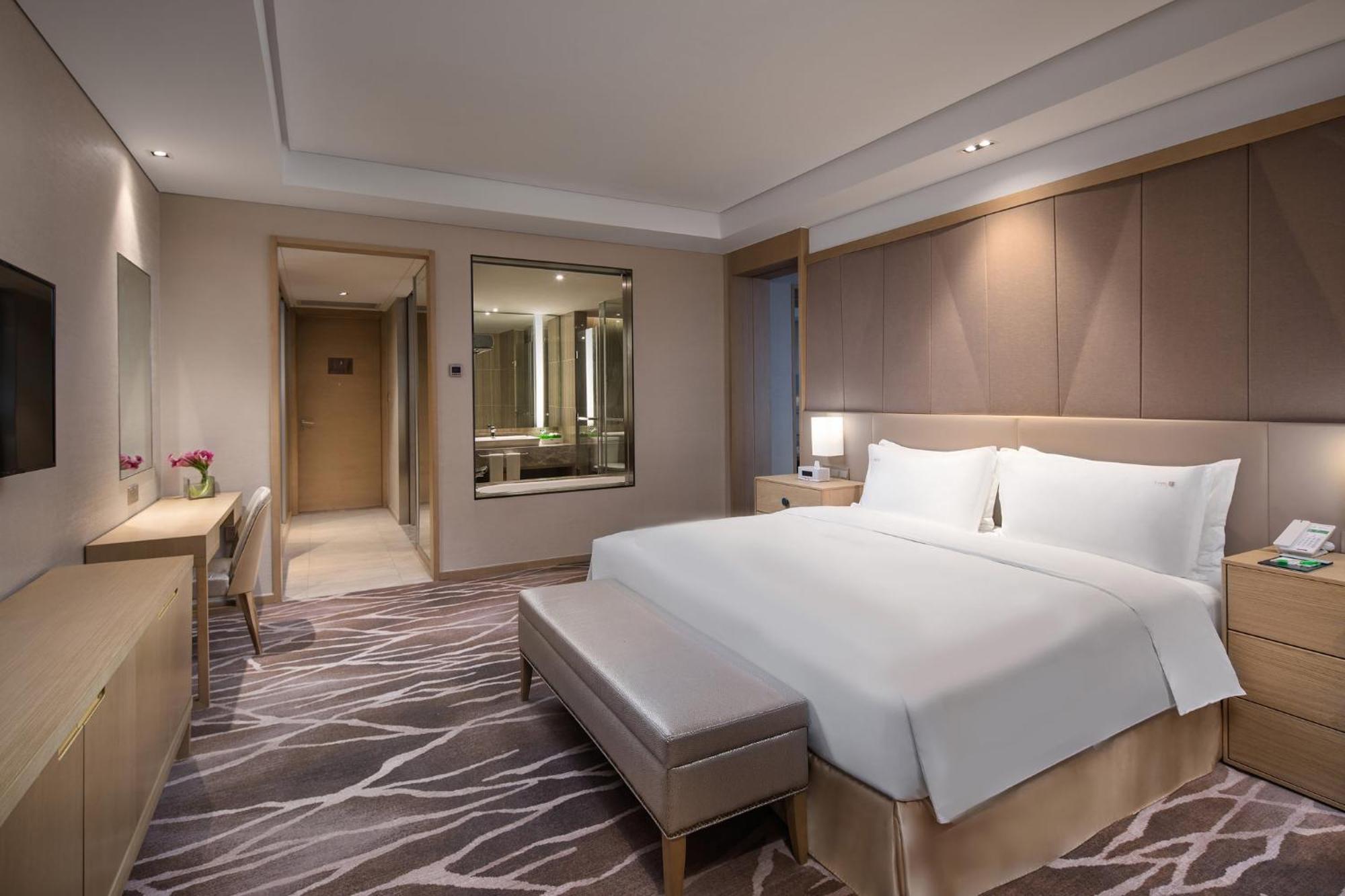Holiday Inn Wuxi Taihu New City By Ihg Dış mekan fotoğraf